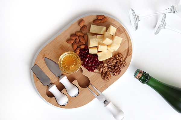 Выбираем сыр к вину